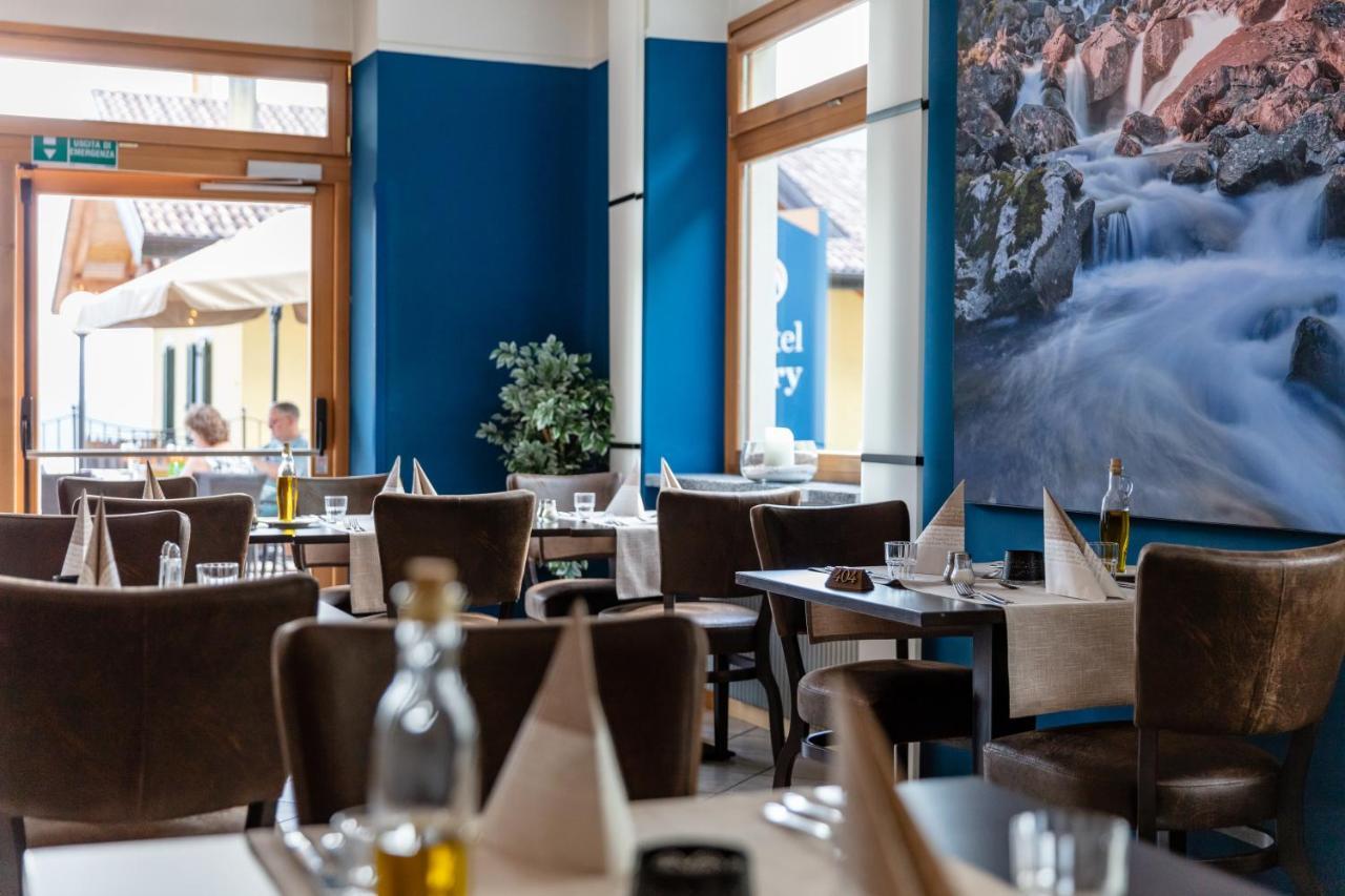 Hotel Lory - Molveno - Dolomiti Екстериор снимка