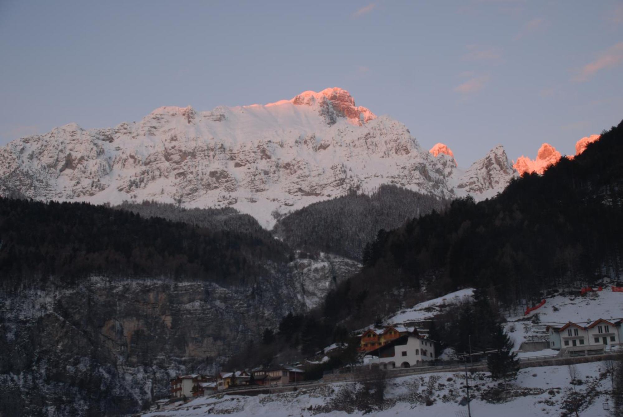 Hotel Lory - Molveno - Dolomiti Екстериор снимка